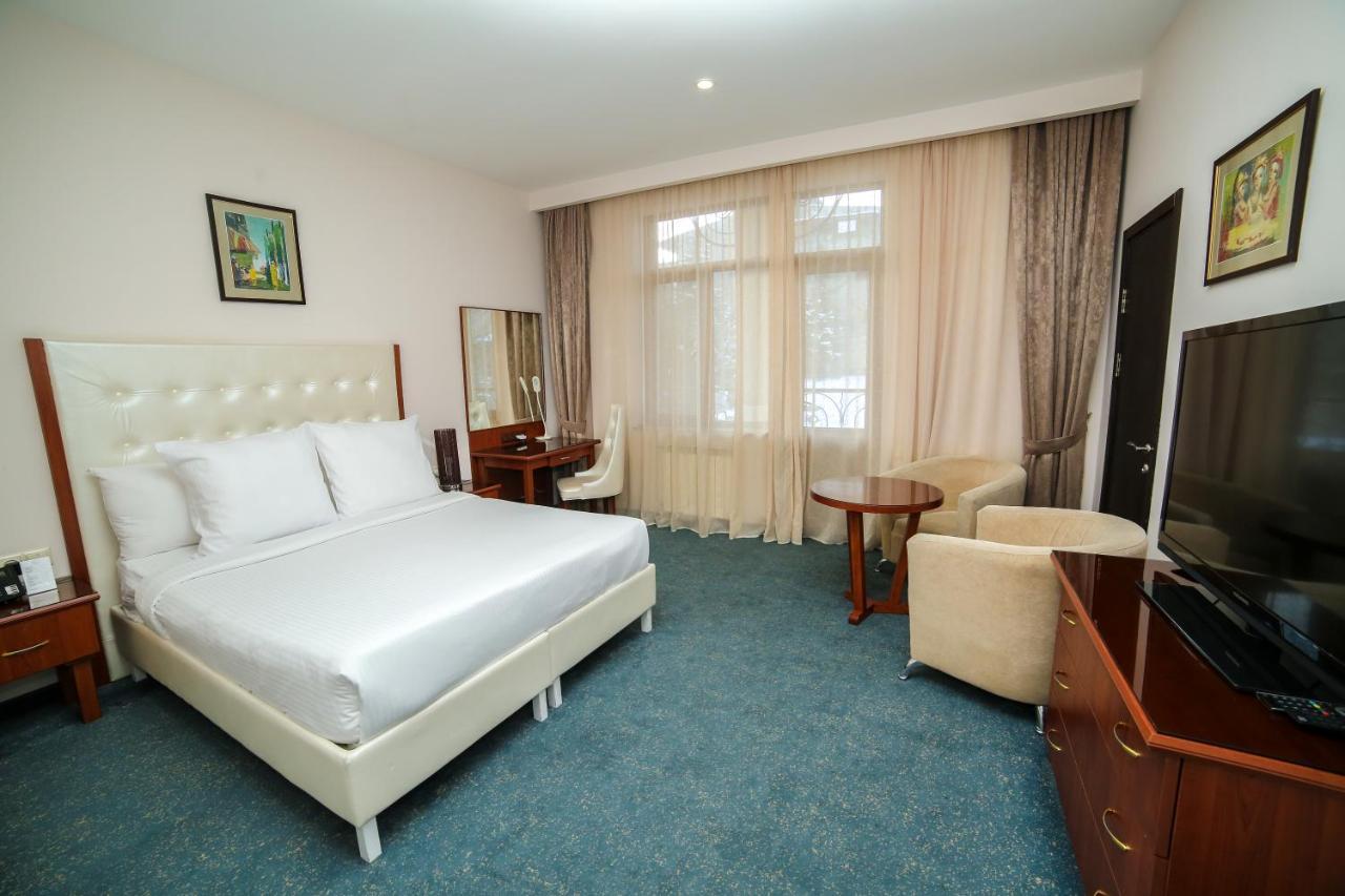 Kecharis Hotel And Resort Tsaghkadzor Exterior foto